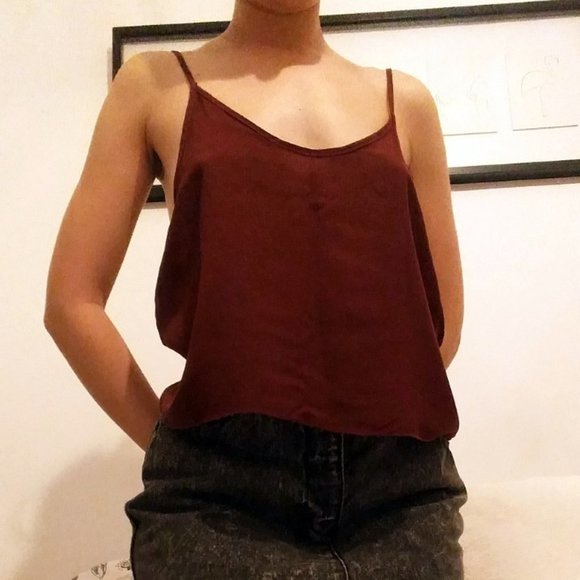 ⛔SOLD⛔BRANDY MELVILLE Burgundy Cami +Jewelry - Picture 5 of 10